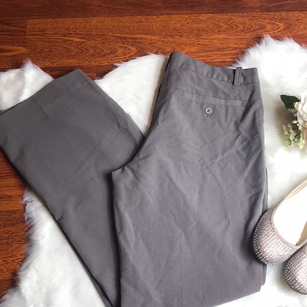 Women's dress slacks 👖